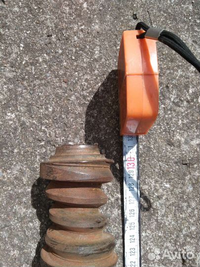 Вал рулевого управления с червяком для газ 21,22 В