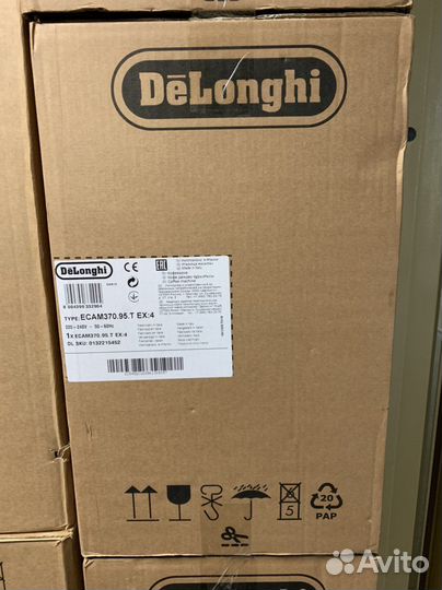 Кофемашина Delonghi ecam 370.95t Новая