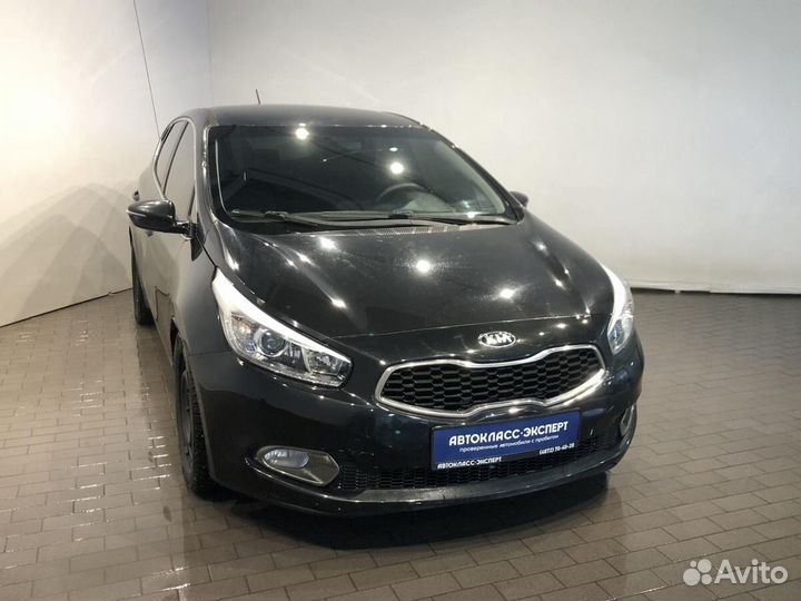 Kia Ceed 1.6 AT, 2013, 259 520 км