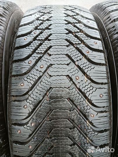 Goodyear UltraGrip 500 245/65 R17 107T