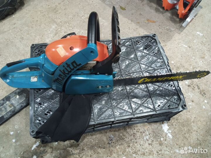 Пила makita DCS34