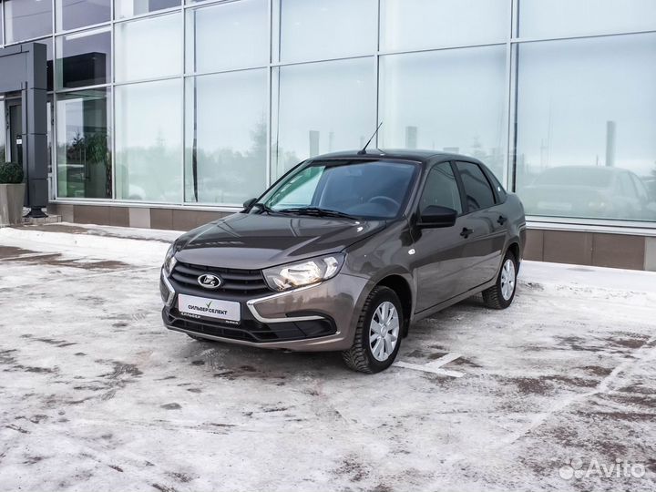 LADA Granta 1.6 МТ, 2021, 38 096 км