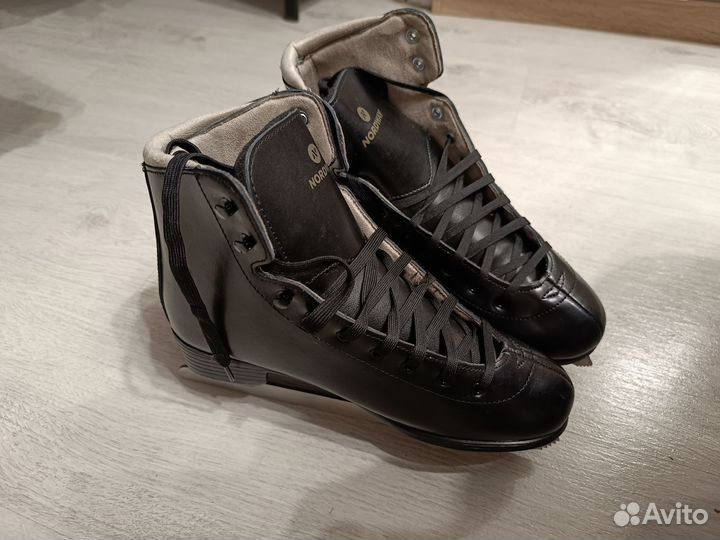 Коньки фигурные Nordway Laval (40.5 RU, 41 EU)