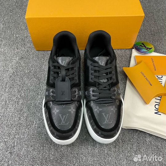 Кроссовки Louis Vuitton Trainer