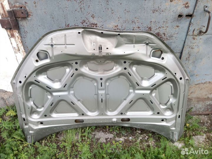 Капот LADA granta fl