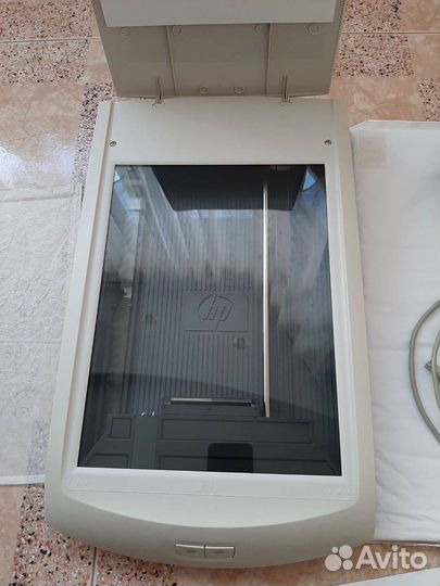 Сканер HP Scanjet 2200c