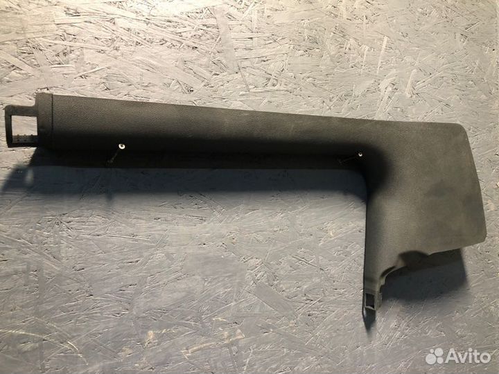 Накладка на порог салона передняя правая Audi A6