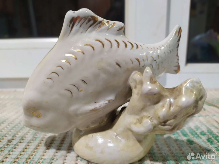 Фарфоровая статуэтка Дулево