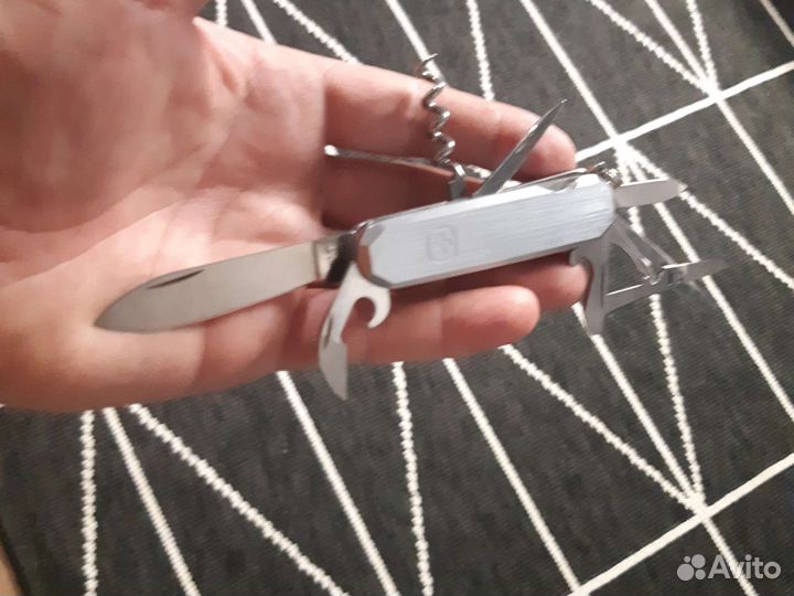 Нож Wenger Metal 50