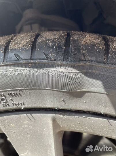 Nokian Tyres Hakka Black 245/40 R20
