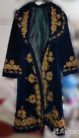 Национальный костюм Чапан