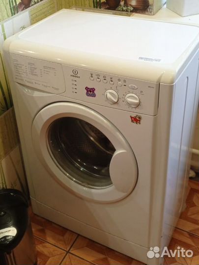 Стиральная машина бу indesit