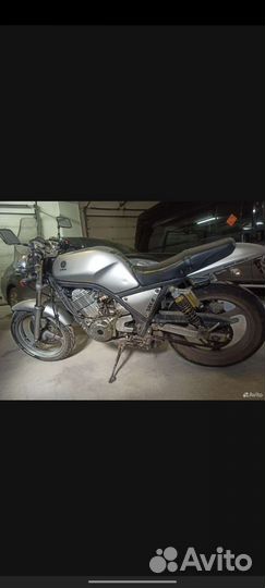 Yamaha SRX400