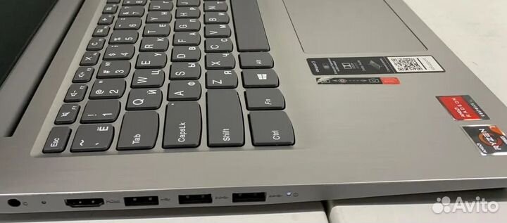 Ноутбук Lenovo (Ryzen 7th/8GB DDR5/256GB SSD M.2)