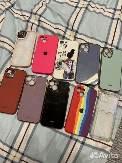 Чехлы на айфон 13