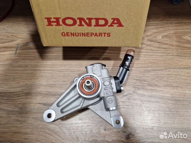 Насос Гура Honda Elysion