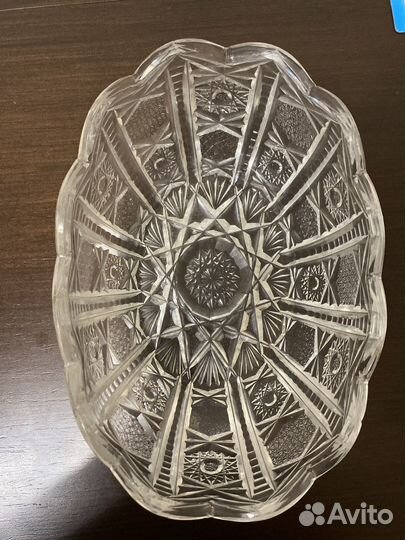 Хрустальная ваза