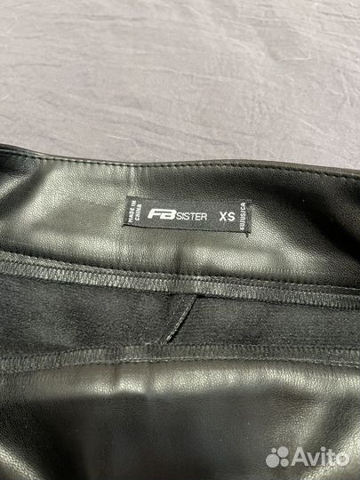 Кожаная юбка-шорты