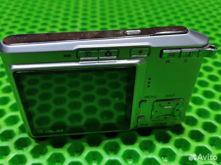 Компактный фотоаппарат Casio Exilim EX-S600