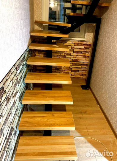 Лестница для загородного дома