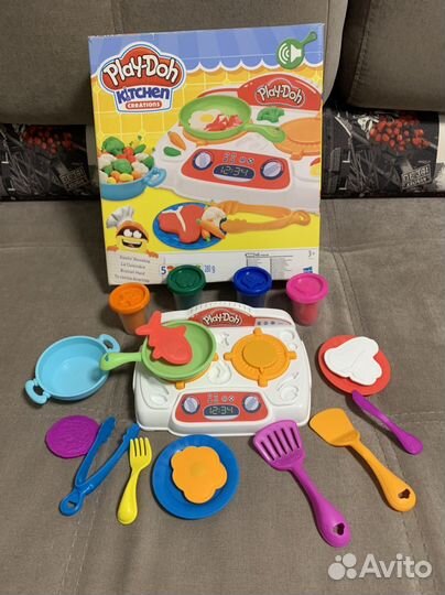 Набор Play-Doh Кухня с новым пластилином