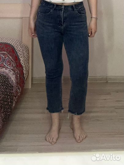 Джинсы женские