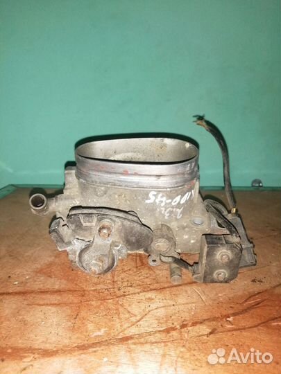 Дроссельная заслонка Audi 100 2.3, 45