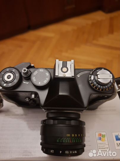 Пленочный фотоаппарат зенит et