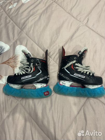 Коньки хоккейные полевые