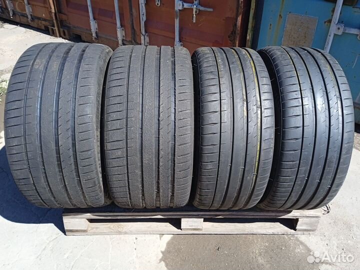 Michelin Pilot Sport 4 S 315/30 R21