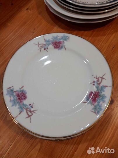 Тарелки столовые
