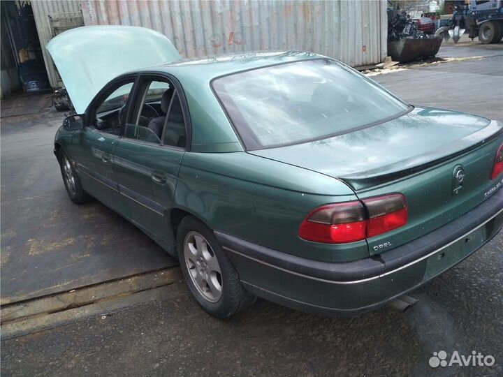 Разбор на запчасти Opel Omega B