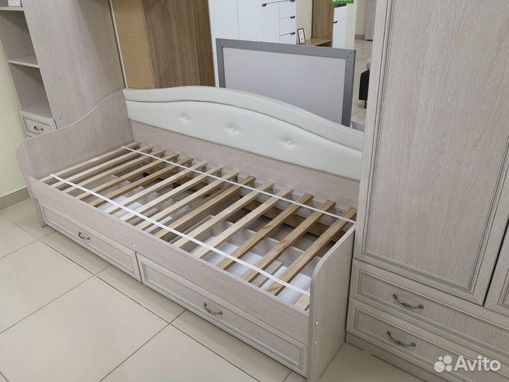 Подростковая кровать детская с ящиками