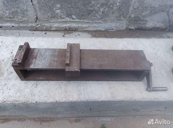 Ручной инструмент слесарный