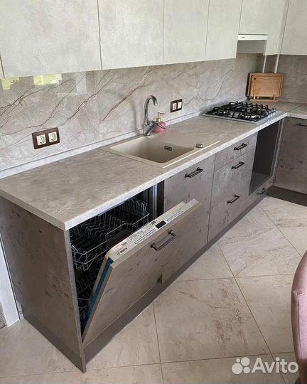 Кухонный гарнитур без ручек CN:046683