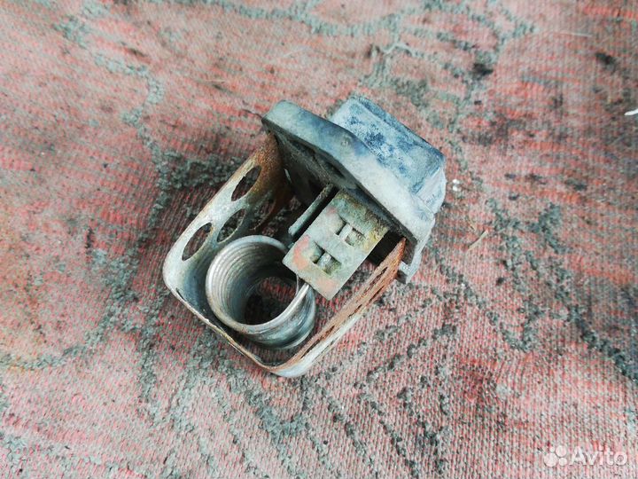 Резистор вентилятора радиатора Рено Меган 2