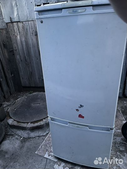 Холодильник рабочий