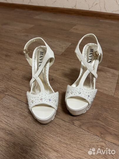 Босоножки женские 37 размер