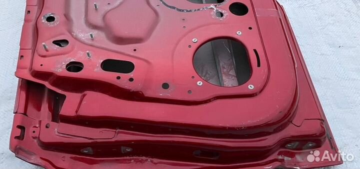 Дверь задняя правая Tesla Model S