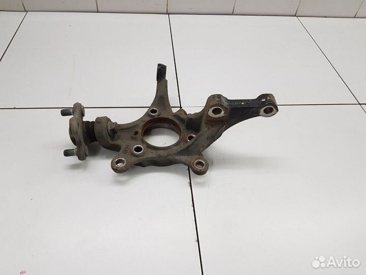 Кулак поворотный передний левый (Kia Cerato IV)