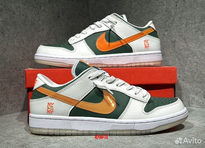 Кроссовки Nike Dunk Low 