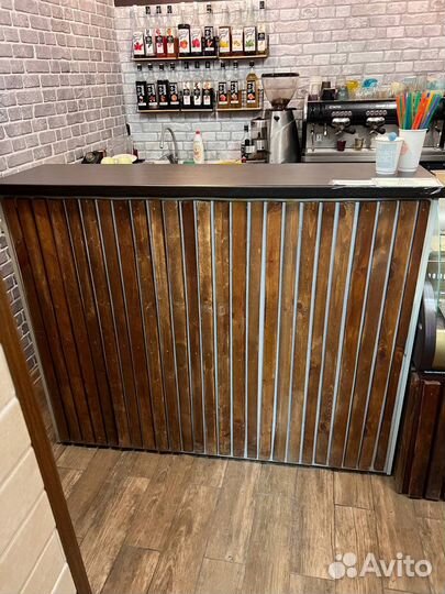 Стойка ресепшен