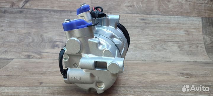 Компрессор кондиционера BMW 320i, 114i, 116i