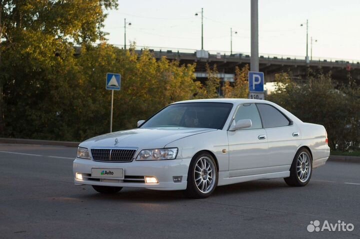 Nissan Laurel 2.0 AT, 1998, 300 000 км
