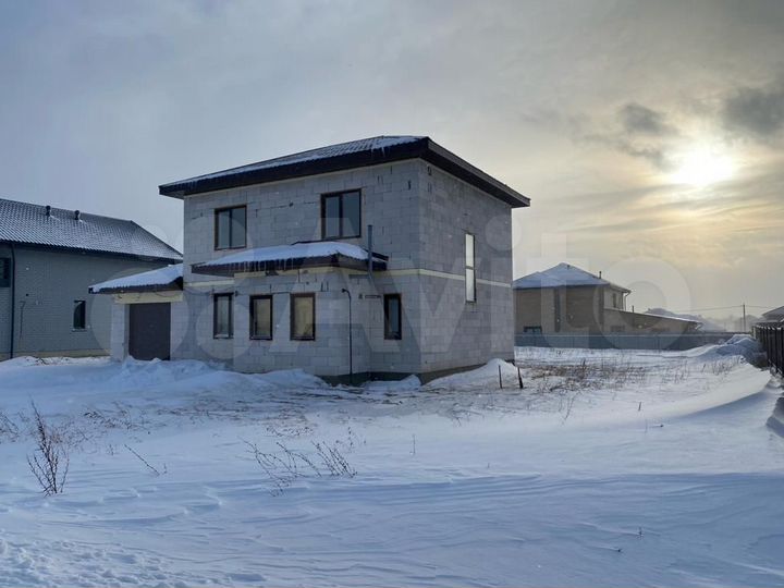 Дом 158 м² на участке 8 сот.