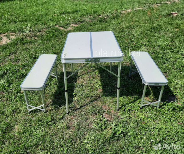 Стол складной скамейками для отдыха на природе