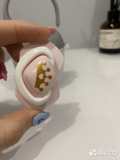 Контейнер для пустышек и новая пустышка