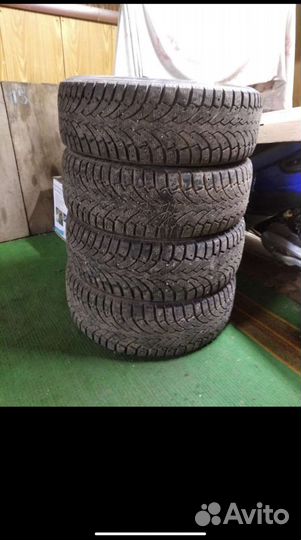 Formula Ice 215/65 R16 98T