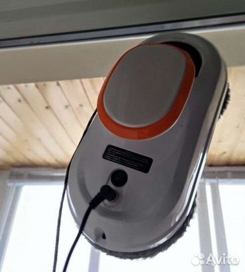 Робот мойщик окон