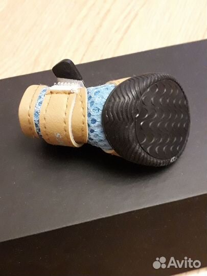 Сапожки для маленькой собаки